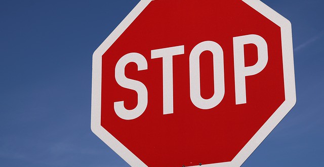 stop-3437300_640